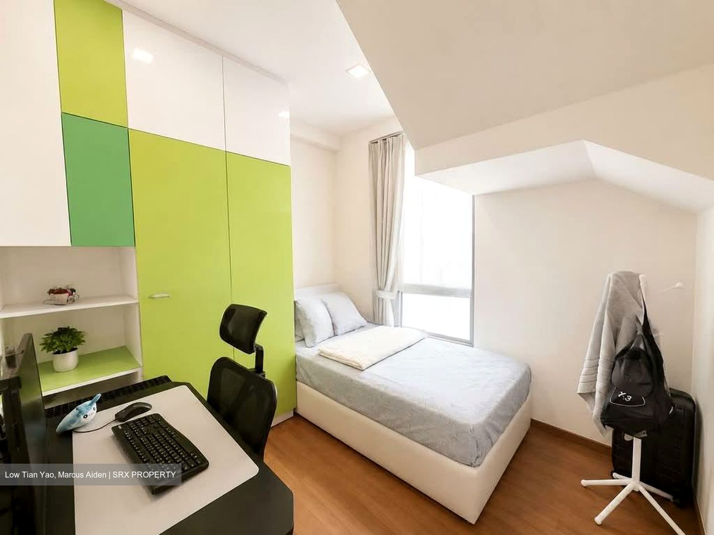 SIAK KEW AVENUE (D13), Terrace #565168581